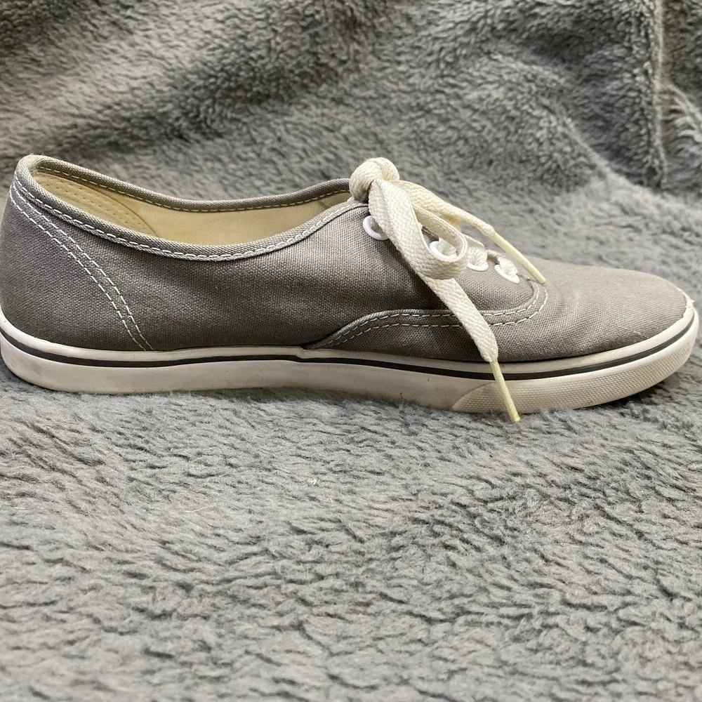 Vans Unisex Authentic Sneakers Grey Lace‎ Up W 7 M 5.5